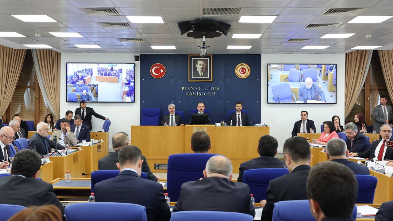 Emniyet teşkilatında yeni kadro düzenlemesi kabul edildi