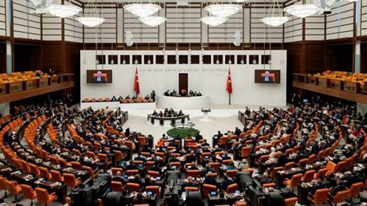Emniyet, vergi ve basın düzenlemeleri Meclis'ten geçti
