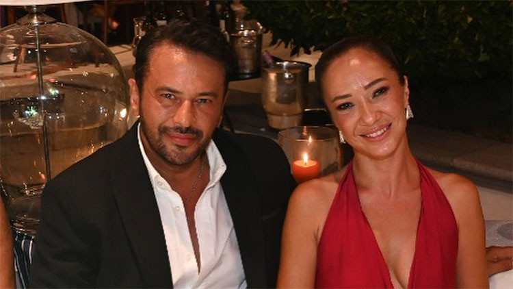 Ünlü Şarkıcı Emre Altuğ'un İki Yıllık Gizli İlişkisi Ortaya Çıktı