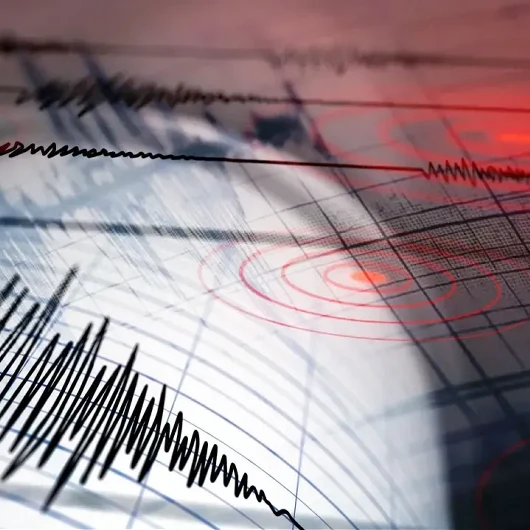 Endonezya'da 5.7 Deprem: Can ve Mal Kaybı Yok