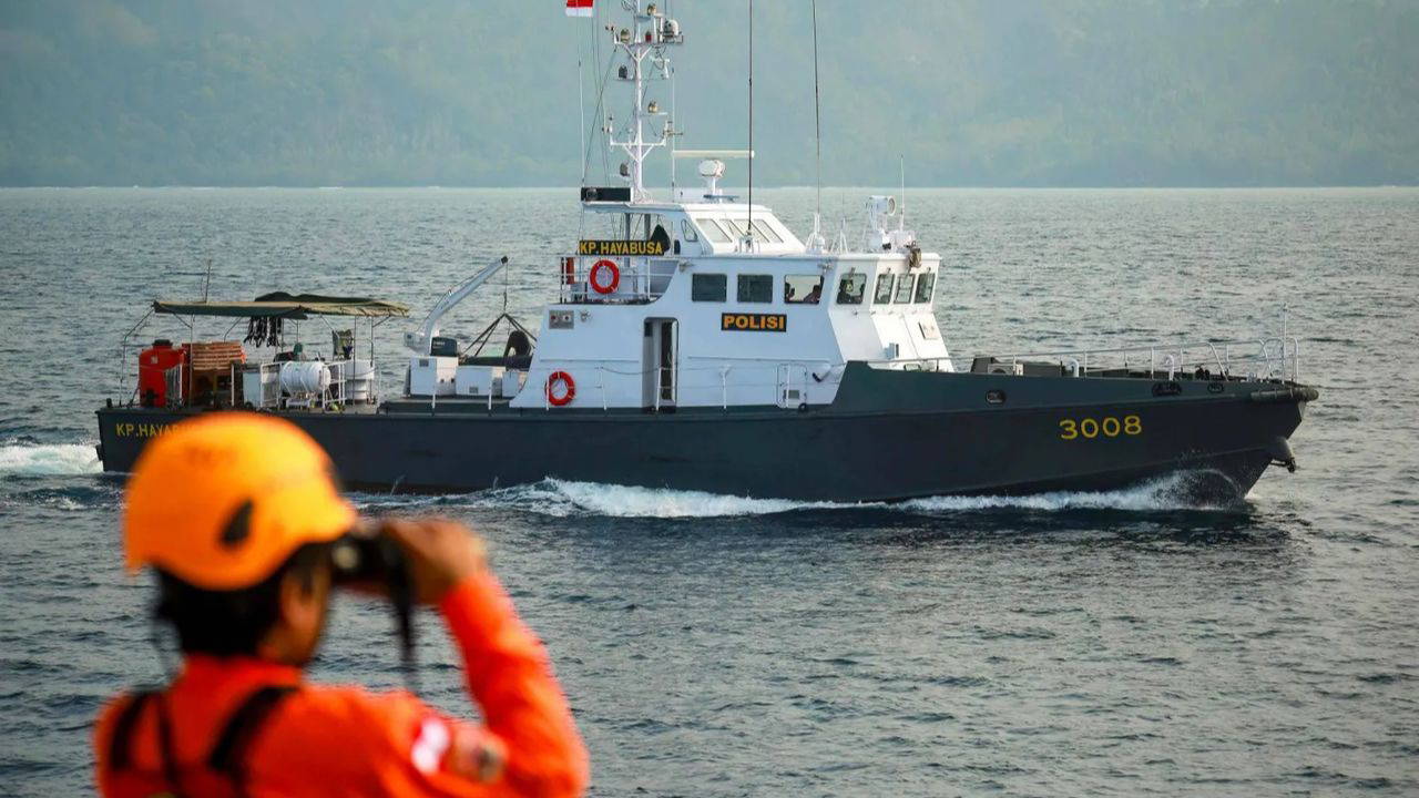 Endonezya'da Kaybolan Gemi: 241 Yolcu İçin Arama Kurtarma Operasyonu Başlatıldı