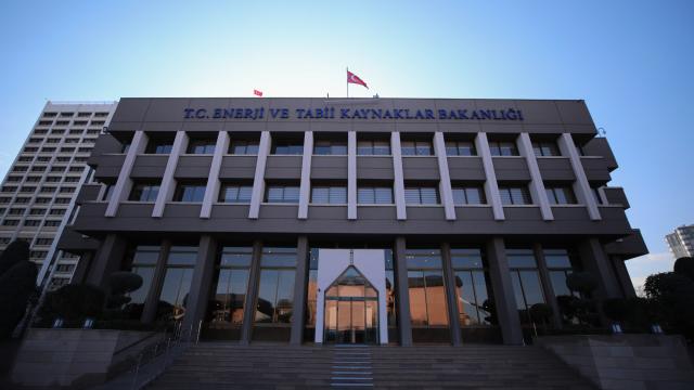 Enerji Bakanlığı Araştırma Bursu Kontenjanı 500'e Çıkarıldı