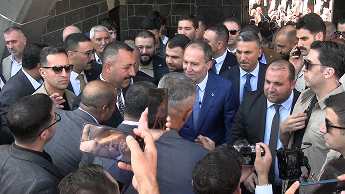 Erbakan'dan Ana Dilde Eğitim Çıkışı: 'İktidarda Çözeceğiz