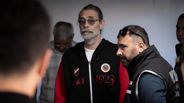 Erdal Beşikçioğlu Etimesgut Belediye Başkanlığından Uzaklaştırıldı