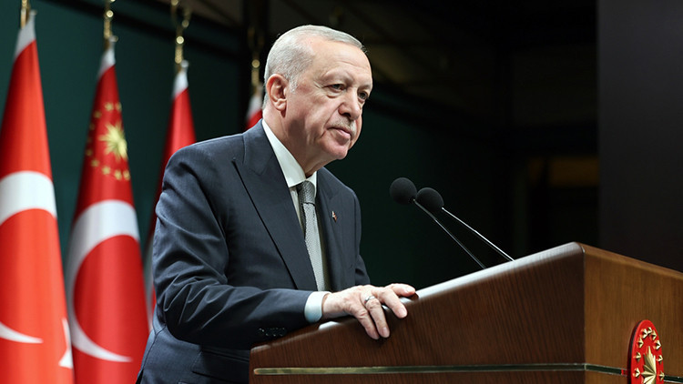 Erdoğan'dan 17 Ağustos Depremi'nin 27. Yıl Dönümü Mesajı