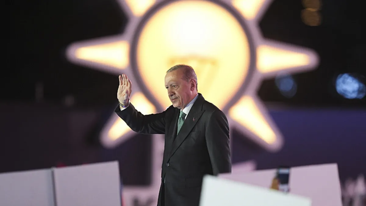 Erdoğan AK Parti'nin 25. Yılında Tarihi Mesajlar Verdi