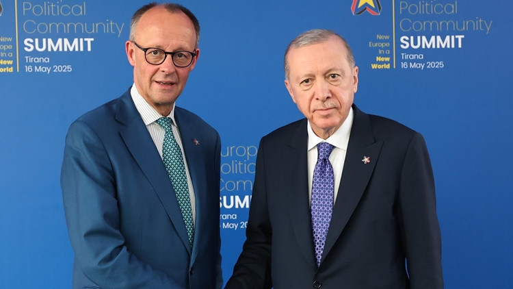 Erdoğan ile yeni Almanya Şansölyesi Merz telefonda görüştü