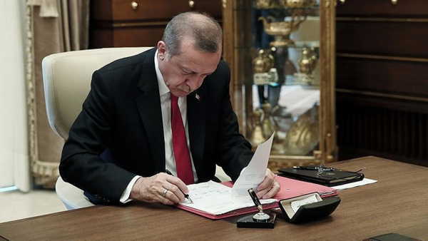 Erdoğan'dan Yeni Atamalar: Resmi Gazete'de Yayımlandı