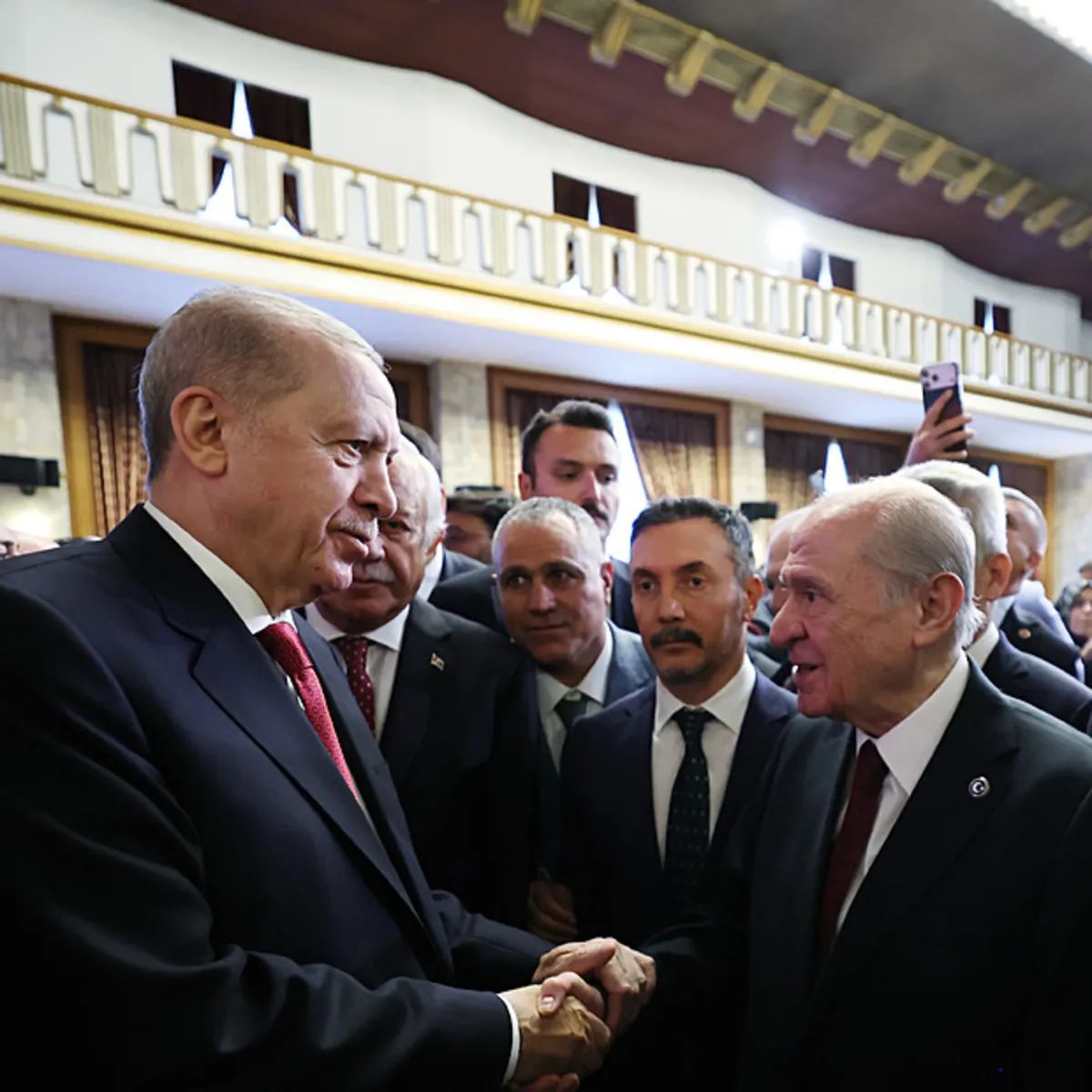 Erdoğan ve Bahçeli TBMM'de 15 Temmuz Programında Bir Araya Geldi