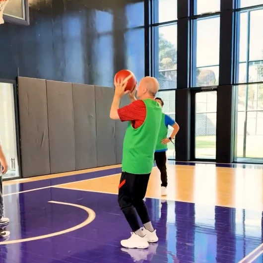 Erdoğan'ın Basketbol Keyfi: Varank'tan 'Yine Kazandı' Paylaşımı