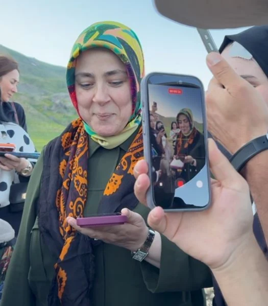 Erdoğan, Berçelan Yaylası'ndaki Kadın Şenliği'ne Telefonla Bağlandı
