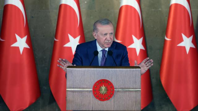 Erdoğan: Bizi Tanımak İsteyenler Malazgirt ve Çanakkale'ye Baksın