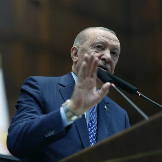 Erdoğan'dan fon eleştirilerine teşekkür: Tabanımız soran sorgulayan bir taban