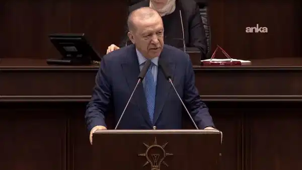 Erdoğan grup toplantısında konuşuyor: Yeni dönemin sinyallerini verdi