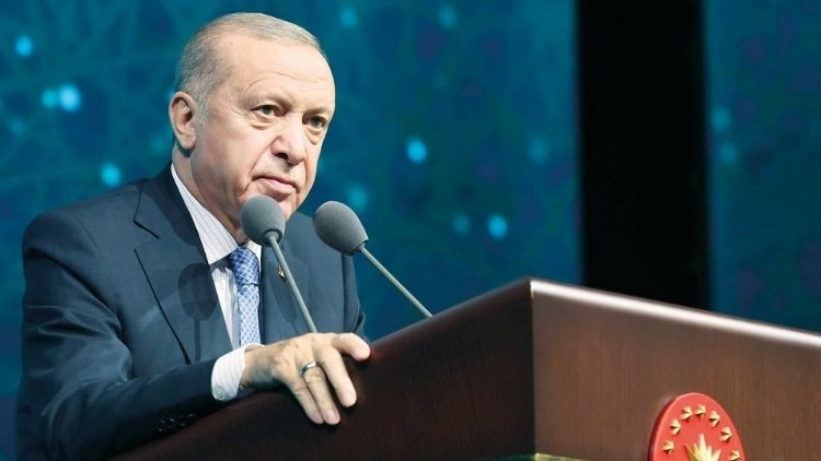 Erdoğan'dan hacılara bayram telefonu: Dualarımız sizinle