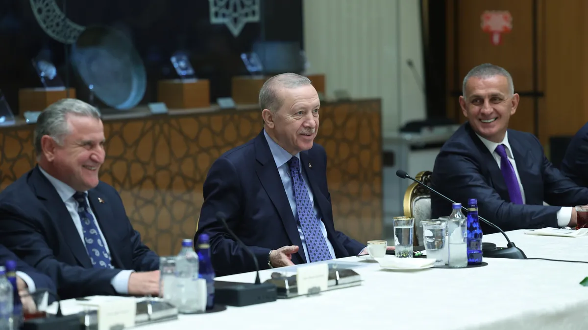 Erdoğan: Hiçbir kupa iç barıştan önemli değil