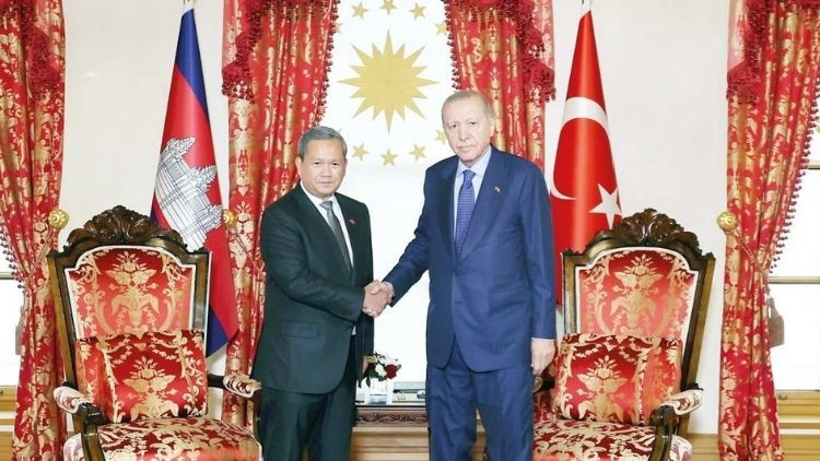 Erdoğan, Kamboçya Başbakanı Hun Manet'i Dolmabahçe'de Kabul Etti