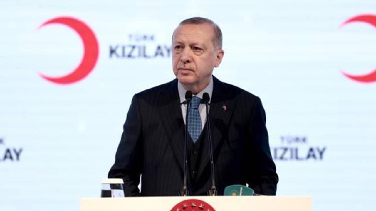 Erdoğan'dan Kızılay'a övgü: 'Ülkemizi en iyi şekilde temsil ediyor
