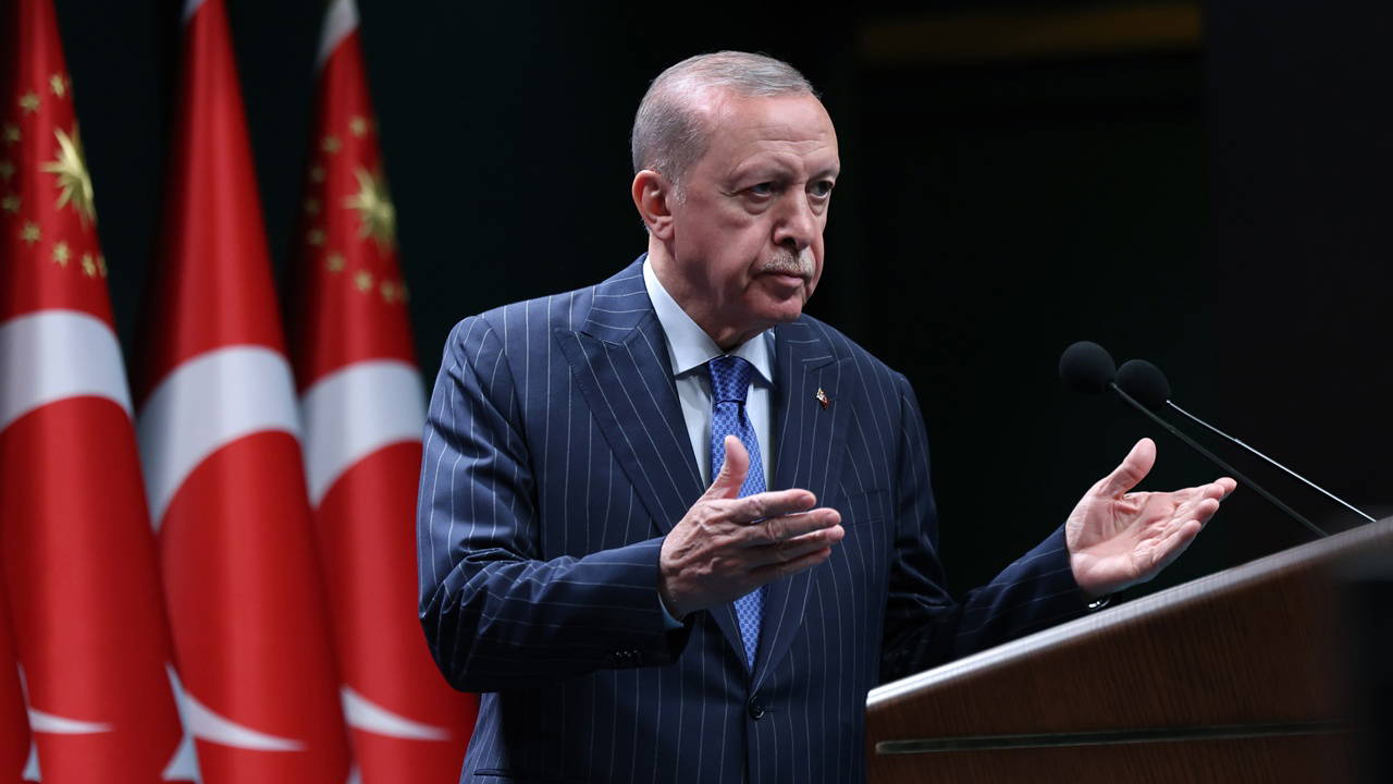 Erdoğan: LGBT dayatması gençleri hedef alıyor