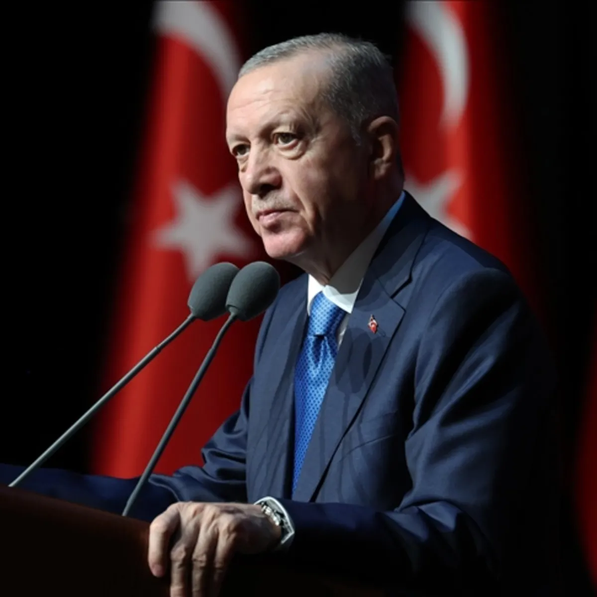 Erdoğan'dan LGBT uyarısı: Gençlerimizi bunlara meze etmeyeceğiz
