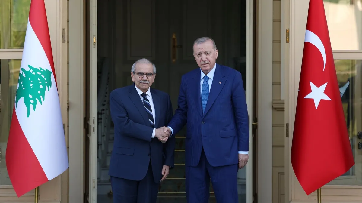 Erdoğan'dan Lübnan Başbakanı Selam'a tam destek