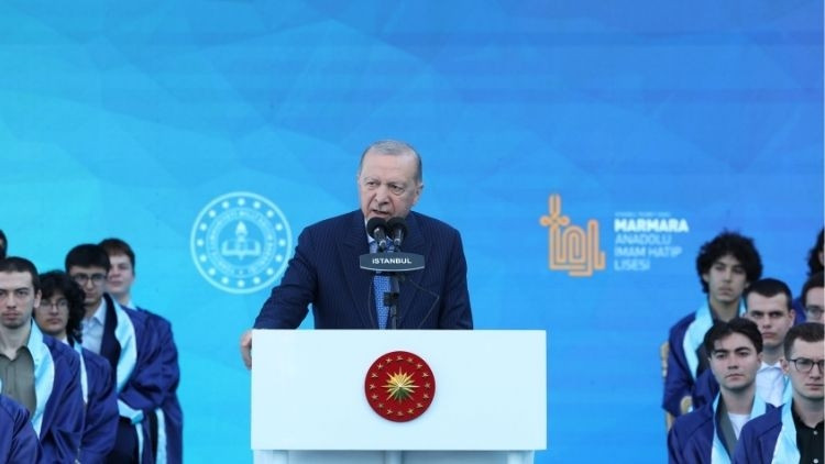 Erdoğan, Marmara İmam Hatip Mezuniyet Töreninde Gençlere Seslendi