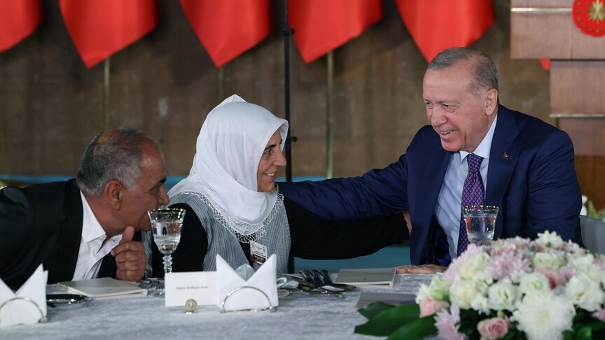 Erdoğan, MEB'in Maziden Atiye Programı Öğrencilerini Ahlat'ta Ağırladı