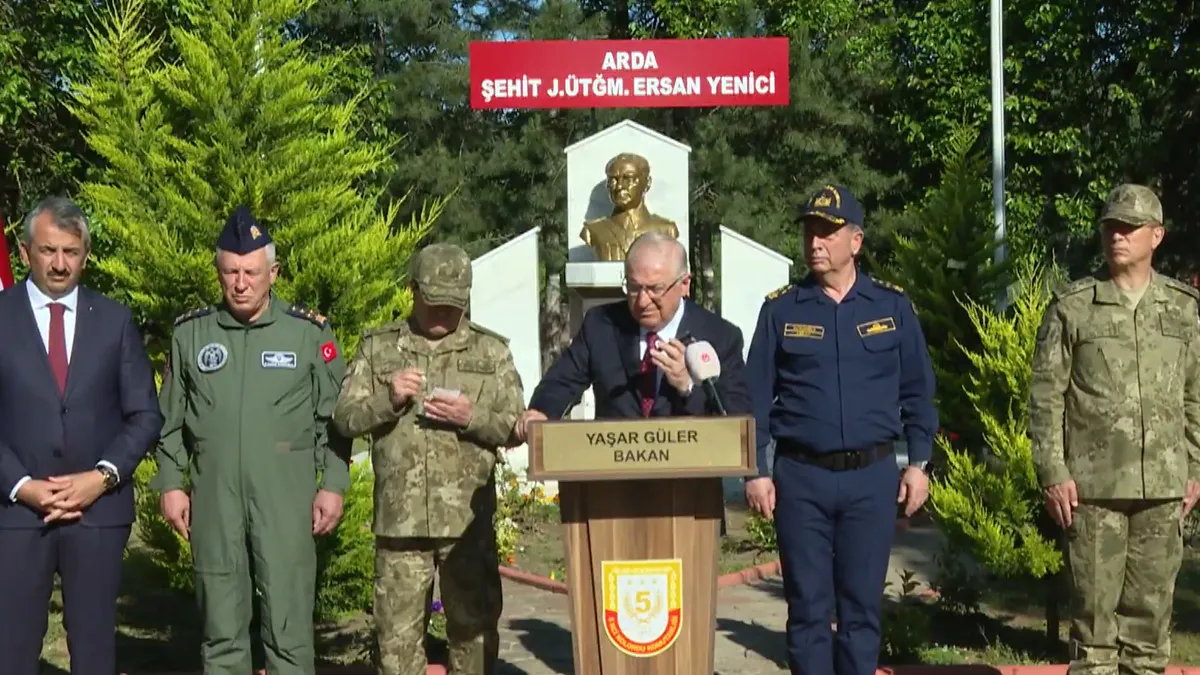 Erdoğan Mehmetçik ile bayramlaştı: EFES-2026 tatbikatıyla gücümüzü gösterdik