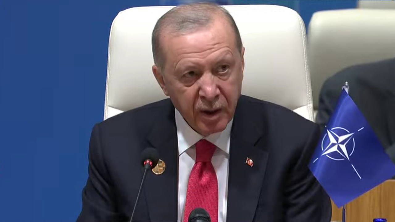 Erdoğan'dan Trump'a destek ve takdir mesajı: NATO Zirvesi'nde kritik temas
