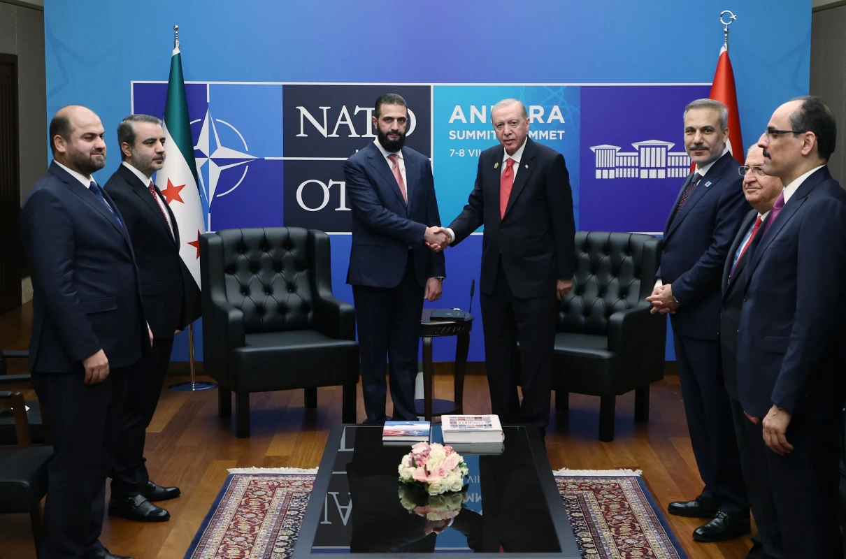 Erdoğan'dan Şara ile Görüşme: Suriye'nin Yanında Durmaya Devam Edeceğiz