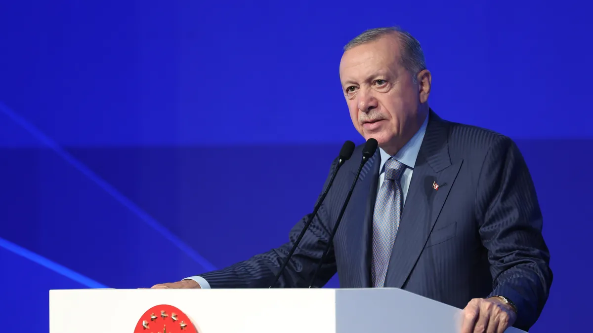 Erdoğan: Şehitleriyle Yaşayan Emaneti Baş Tacı Eden Bir Milletiz