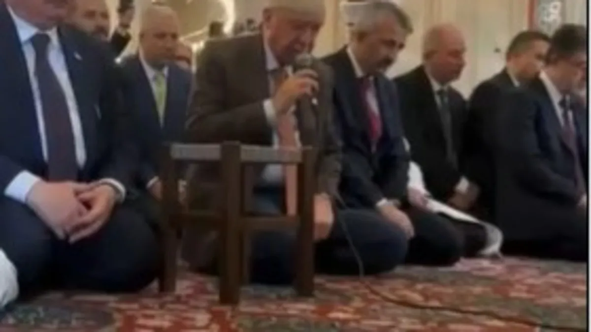Erdoğan Selimiye'de Kur'an tilavetiyle gündem oldu