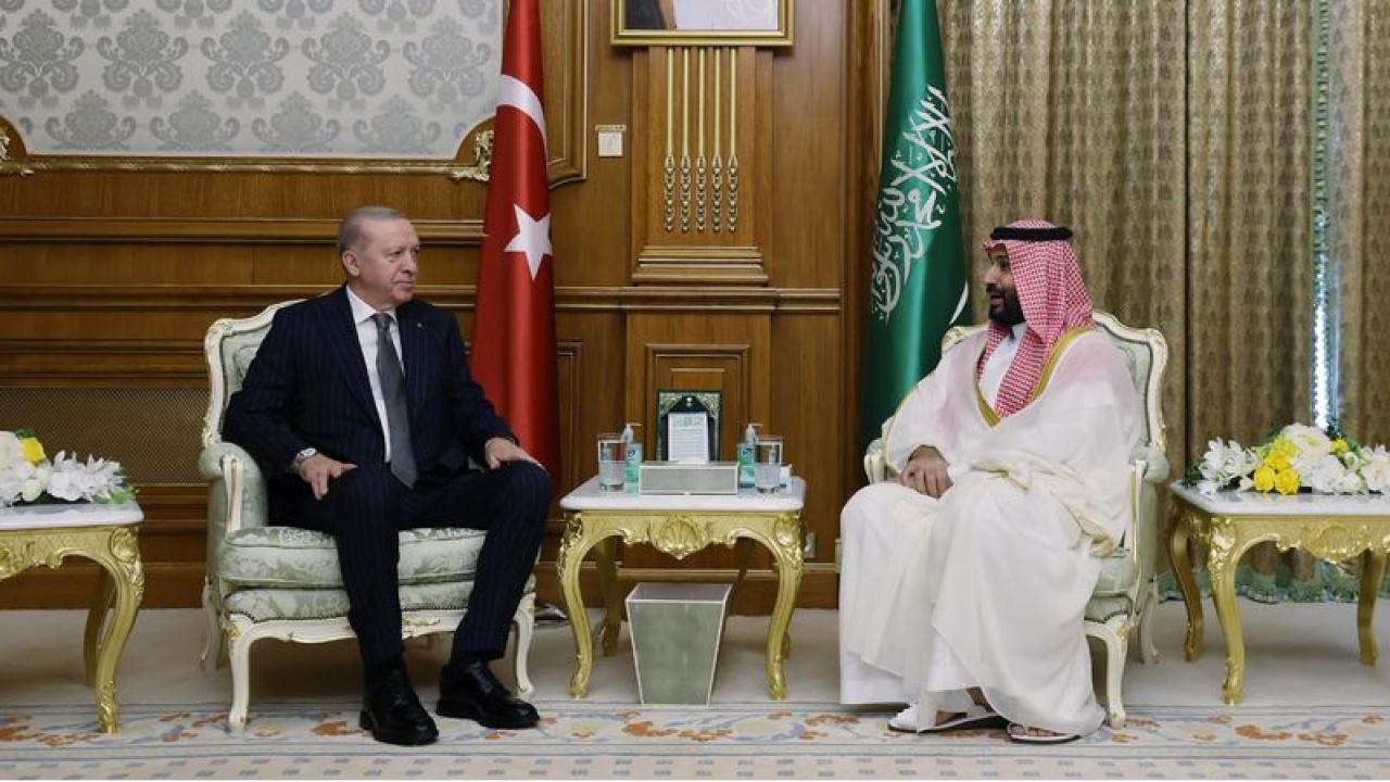 Erdoğan, Suudi Veliaht Prensi ile Ekonomik İlişkileri Görüştü