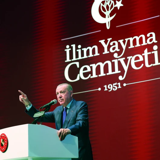 Erdoğan: Tekno-oligarklar gençliği hedef alıyor