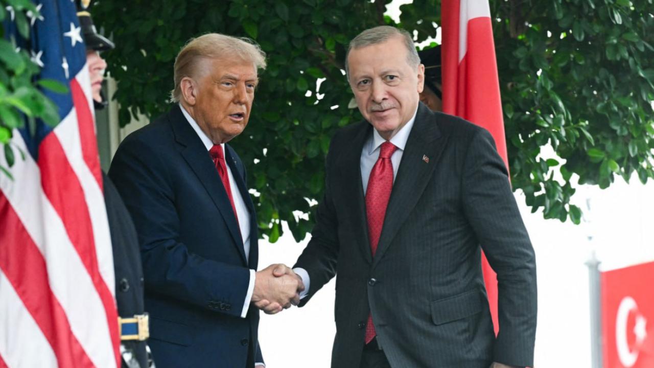 Cumhurbaşkanı Erdoğan-Trump Yakınlığı NATO’daki Gerilimleri Azaltabilir