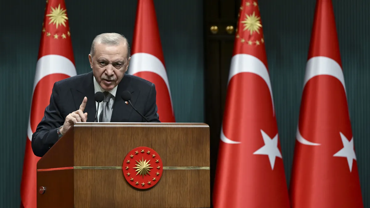 Erdoğan'dan YPG'nin Feshine Sert Mesaj: Asla Müsaade Etmeyeceğiz