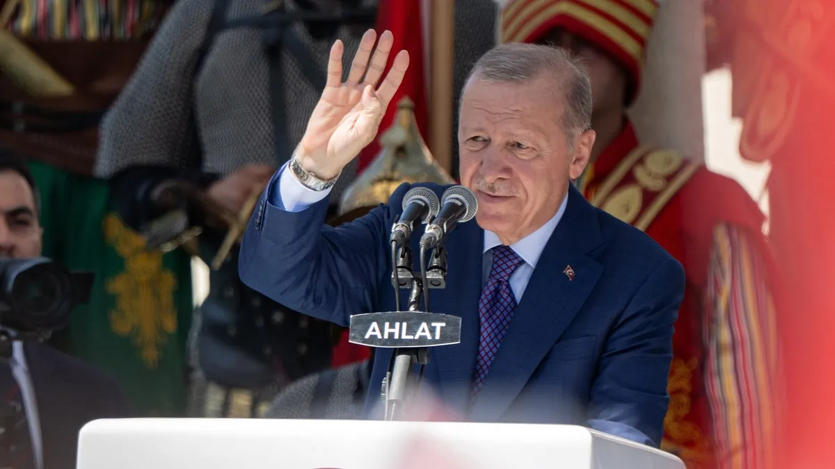 Erdoğan: Zafer Haftası, Ecdadın Azmiyle Cumhuriyet'in Güvencesi