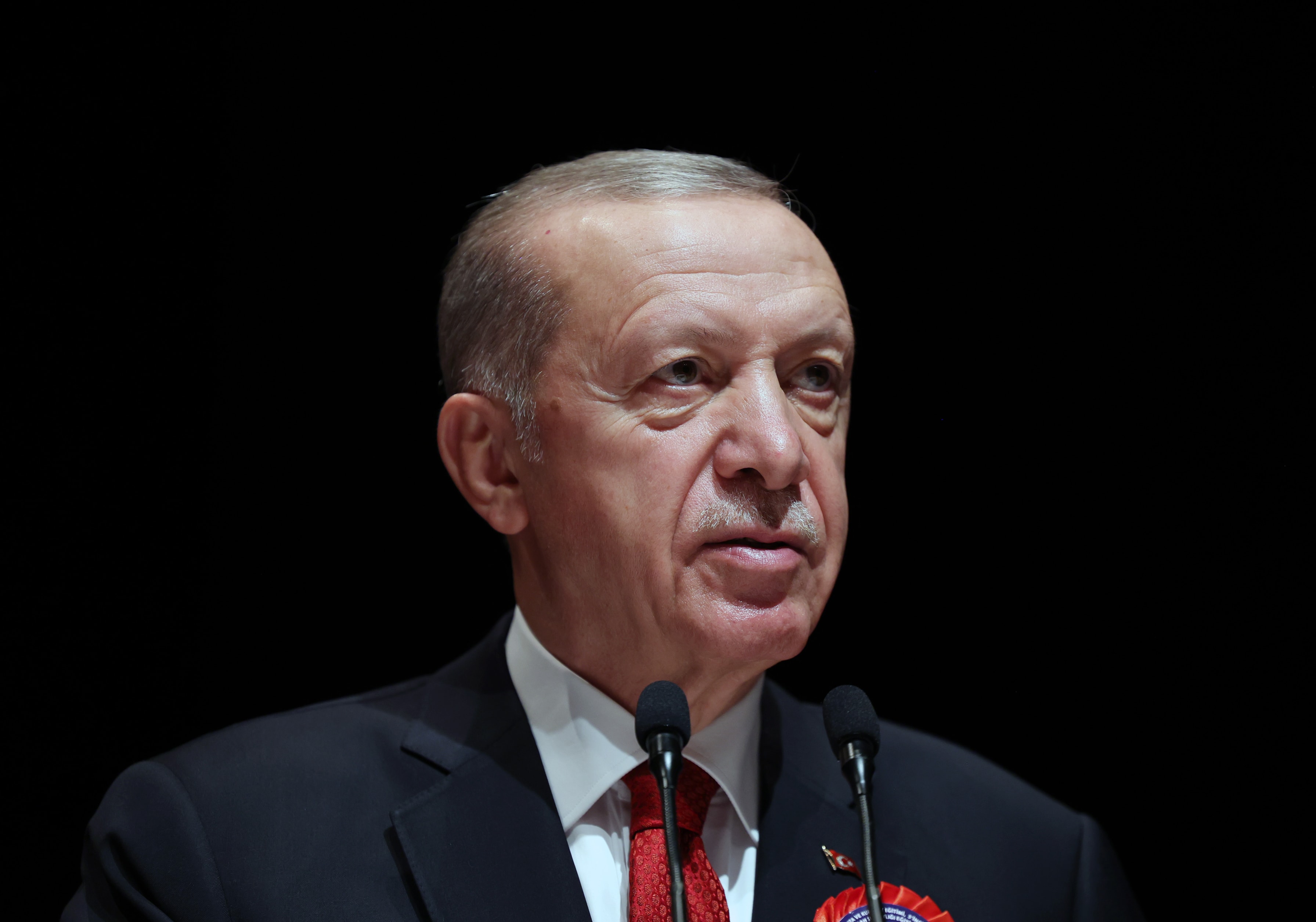 Erdoğan'ın Eski Metin Yazarından 'Bir Cisim Yaklaşıyor' Uyarısı