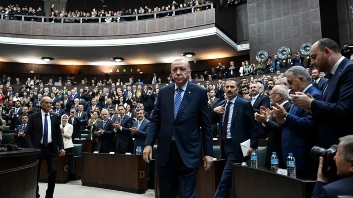 Erdoğan'ın KAAN kravatı: Milli uçak detayı