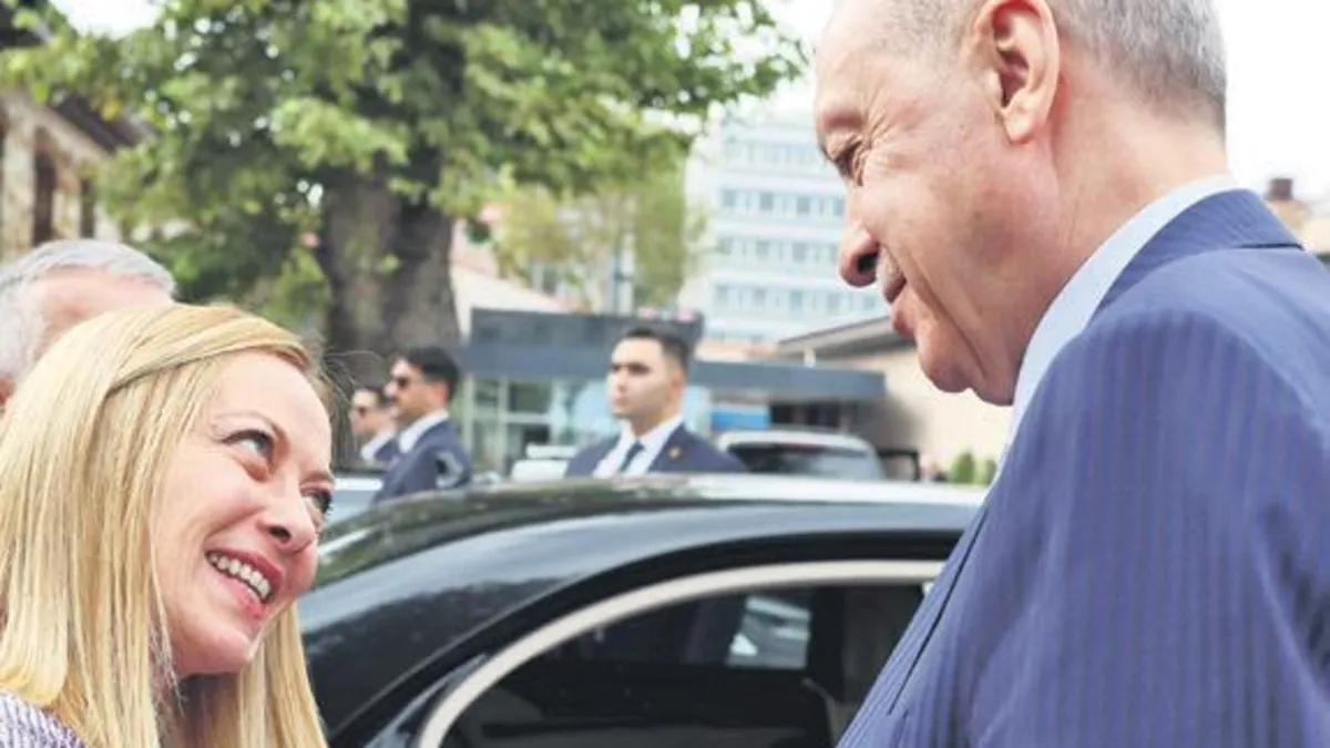 Erdoğan'ın tavsiyesi işe yaradı: Meloni sigarayı bıraktı