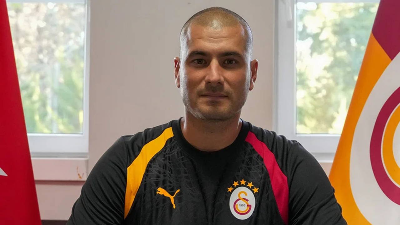 Eren Derdiyok Galatasaray'a Teknik Sorumlu Olarak Döndü