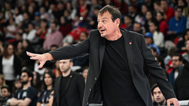 Ergin Ataman: Hakemler eşit olursa şampiyon oluruz