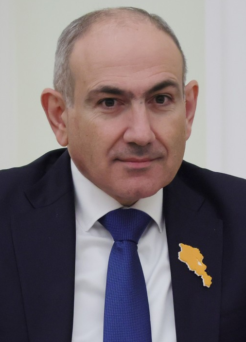 Ermenistan'da Paşinyan'ın Partisi Seçim Zaferi İlan Etti