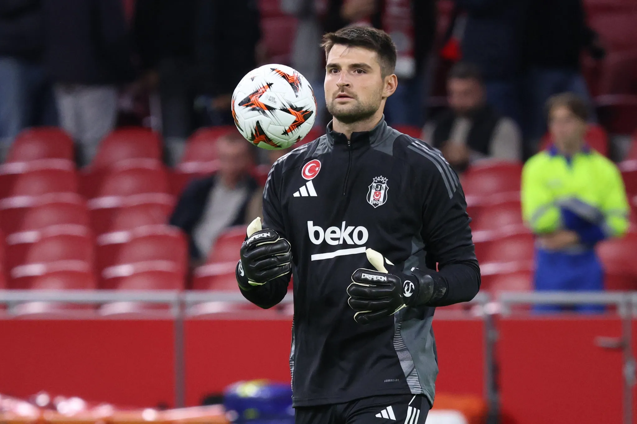 Ersin Destanoğlu, Birleşik Arap Emirlikleri'nin Al-Jazira takımına transfer oldu