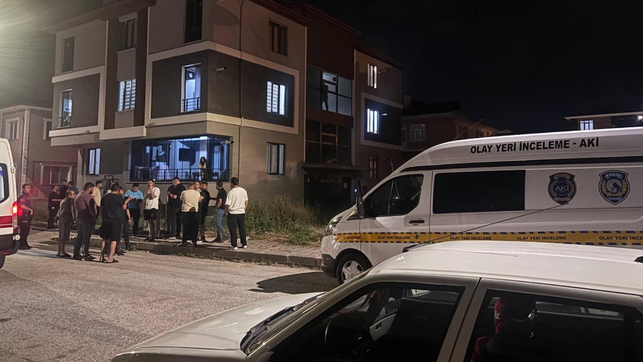 Erzincan'da pompalı dehşet: Boşandığı eşini ve arkadaşını öldürdü
