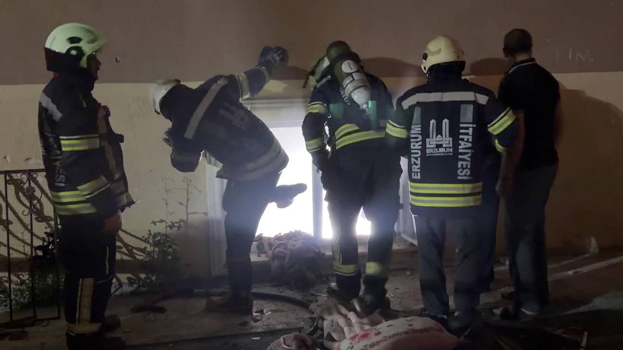 Erzurum'da 5 Katlı Apartmanda Yangın: 6 Kişi Dumandan Etkilendi