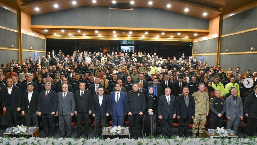 Erzurum Emniyeti'nden dumansız hava sahası: 199 personel sigarayı bıraktı