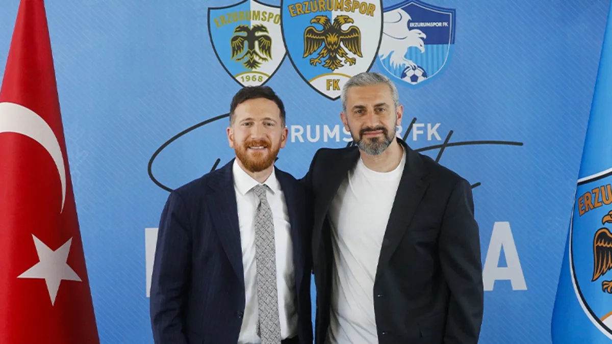 Erzurumspor FK, Serkan Özbalta ile yeni sözleşme imzaladı