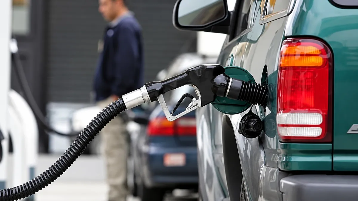 Eşel Mobil Sona Erdi: Benzin, Motorin ve LPG'de Yeni Dönem