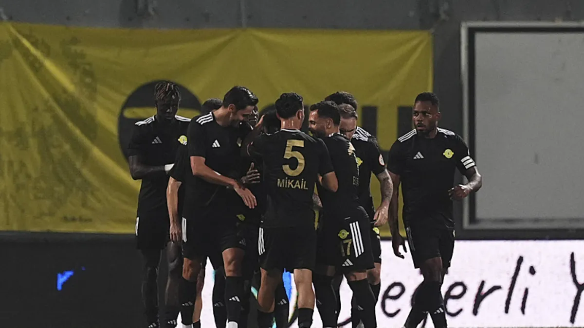 Esenler Erokspor, İstanbulspor'u Deplasmanda 1-0 Yendi